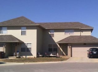 3143 W Golden Valley Ct, Springfield, MO 65807
