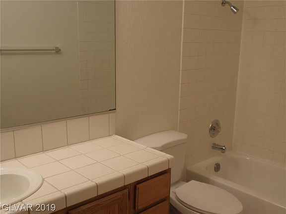 4th image of 275 Comfort Dr #0