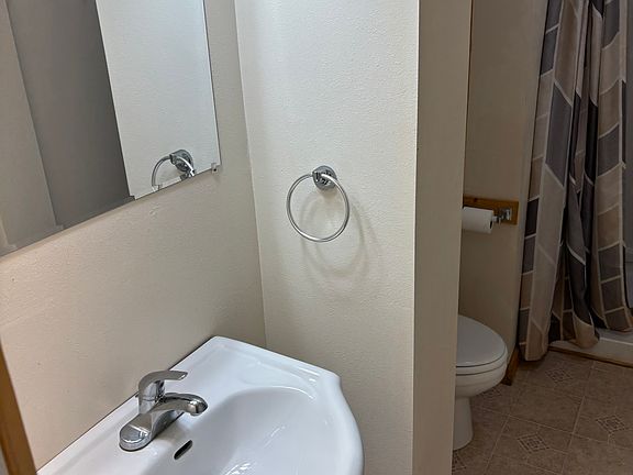 3rd image of 1126 2nd St SE #2