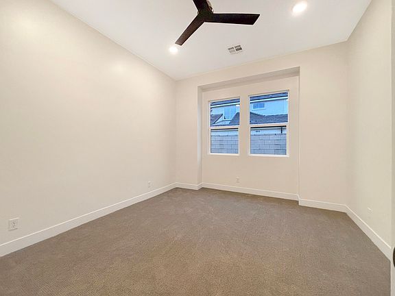 5th image of 6112 Beechwood Dr