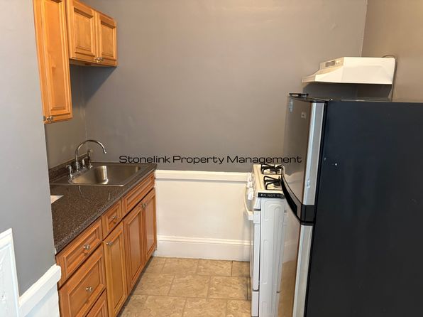 163 Elmwood Ave APT 2