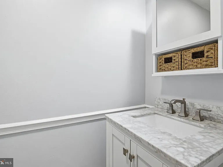 4330 Gilmer Ct — Photo 21