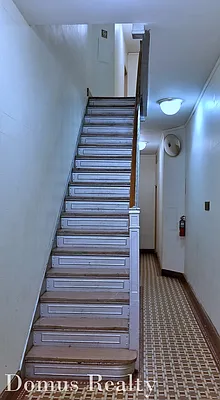 Rented by Domus Realty | media 6