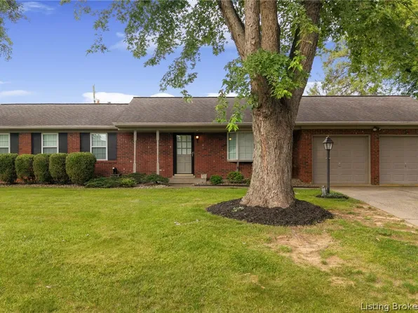 405 Hemlock Road, Jeffersonville, IN 47130