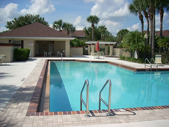 Community Pool & Club House