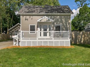 272 N State St, Sparta, MI 49345