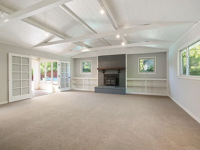25 Tarry Rd — Photo 4