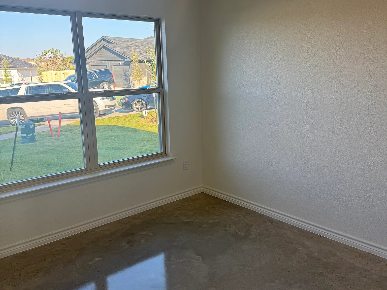 3 bed, 1174 sqft, $1,550 — Photo 3