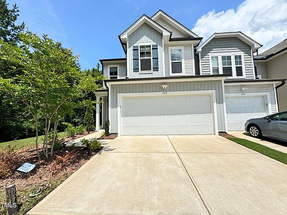 2nd image of 422 Notre Dame Dr