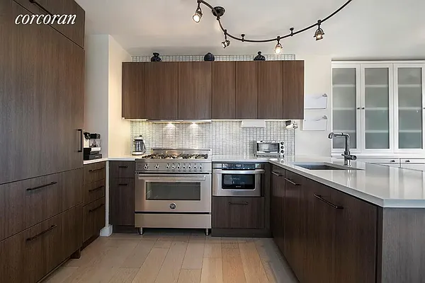 Rented by Corcoran | media 5