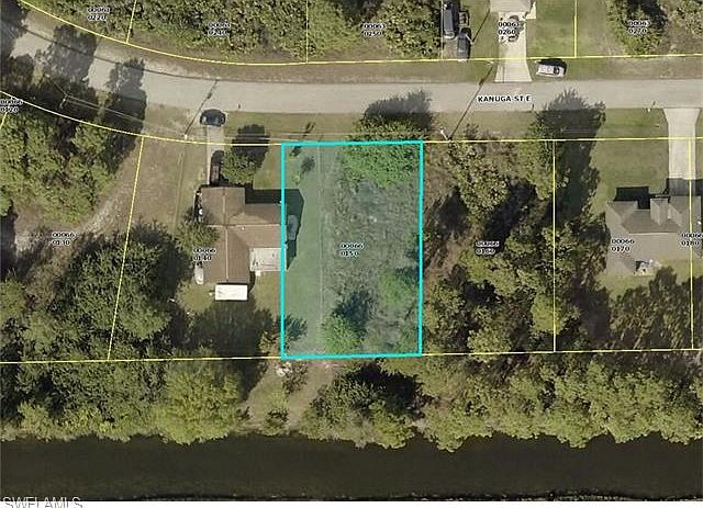 1st image of 912 Kanuga St E