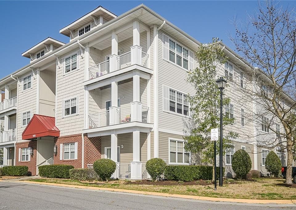 1st image of 908 Southmoor Dr Unit 304