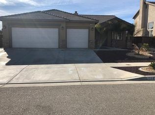 13793 Mayapple St, Hesperia, CA 92344
