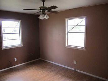 4th image of 1070 Saint Charles St