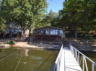 916 Bellvue Dr, Climax Springs, MO 65324