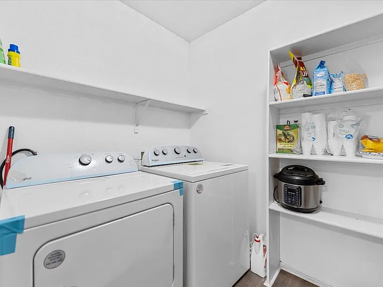 5401 Pandale Valley Dr — Photo 36