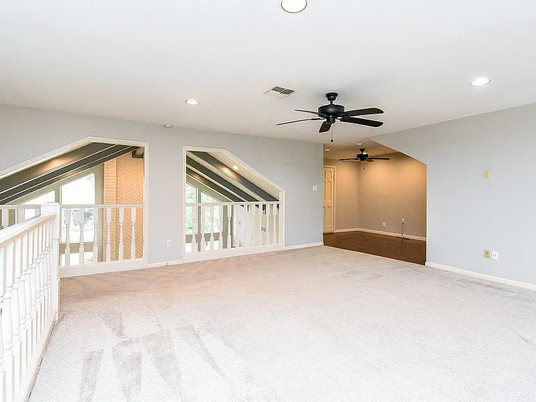 755 Last Arrow Dr — Photo 31