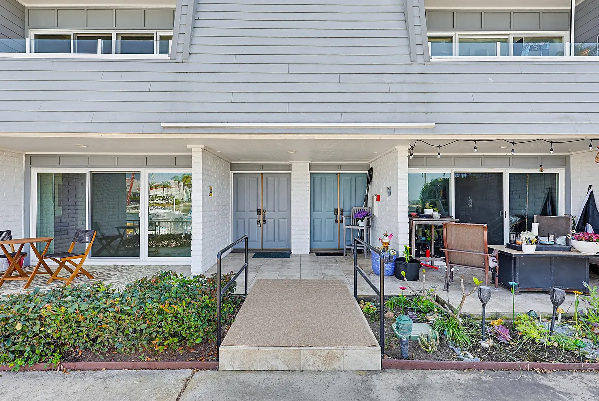 Building Photo - 43 Montego Ct