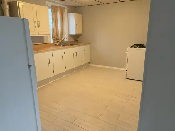 26 Lincoln Ave #2F, Riverside, RI 02915