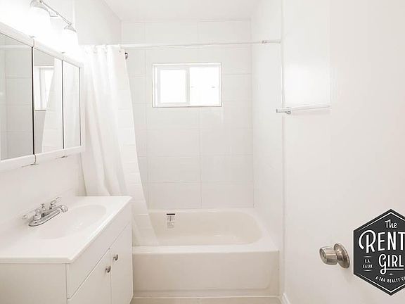 5th image of 3610 Westwood Blvd APT 7