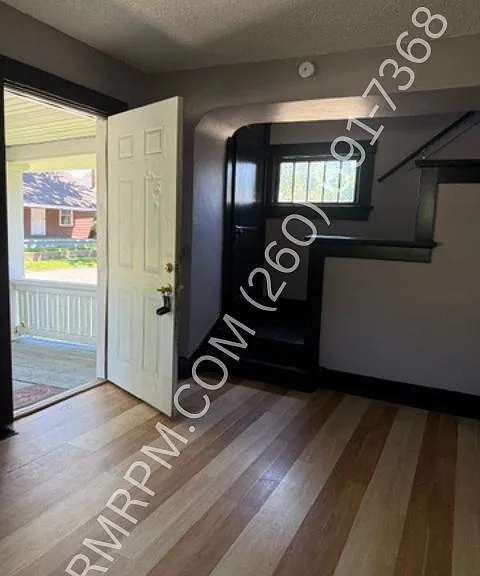 1114 Colerick St — Photo 7