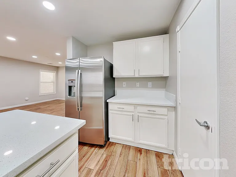 102 Health Aster Ct — Photo 5