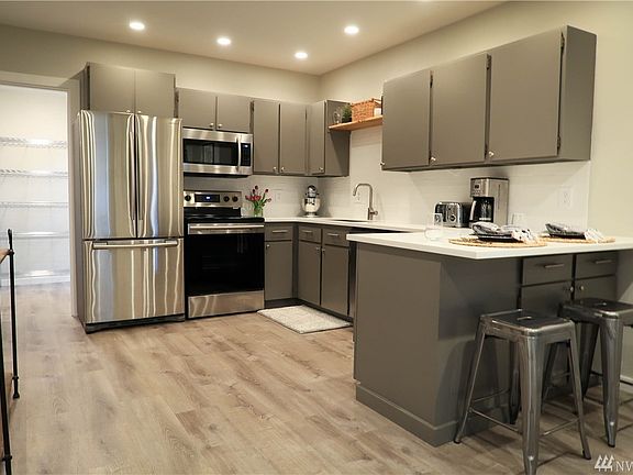 2nd image of 4680 Sr 906 Unit 1