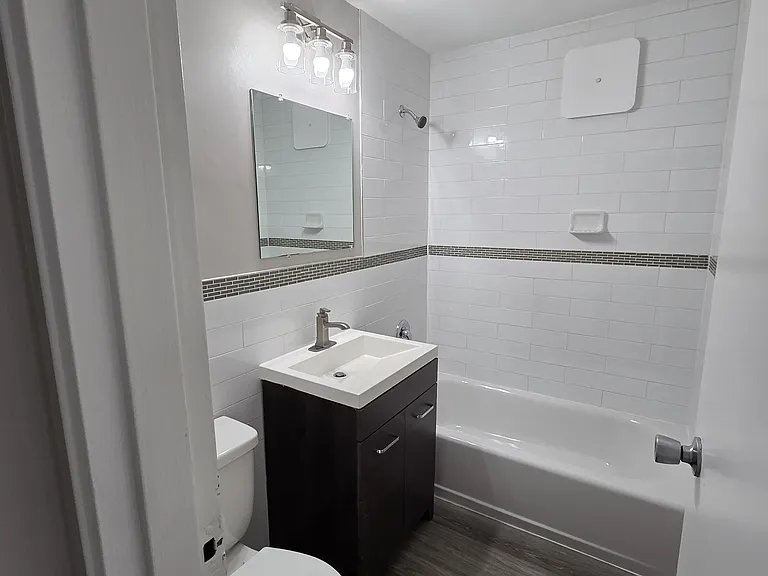 322 Anderson St #318C — Photo 4