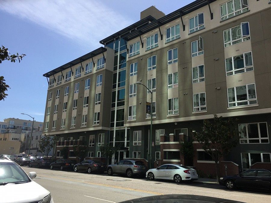 2nd image of 1511 Jefferson St Unit 207