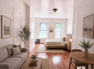 879 Saint Johns Pl #3F, Brooklyn, NY 11216