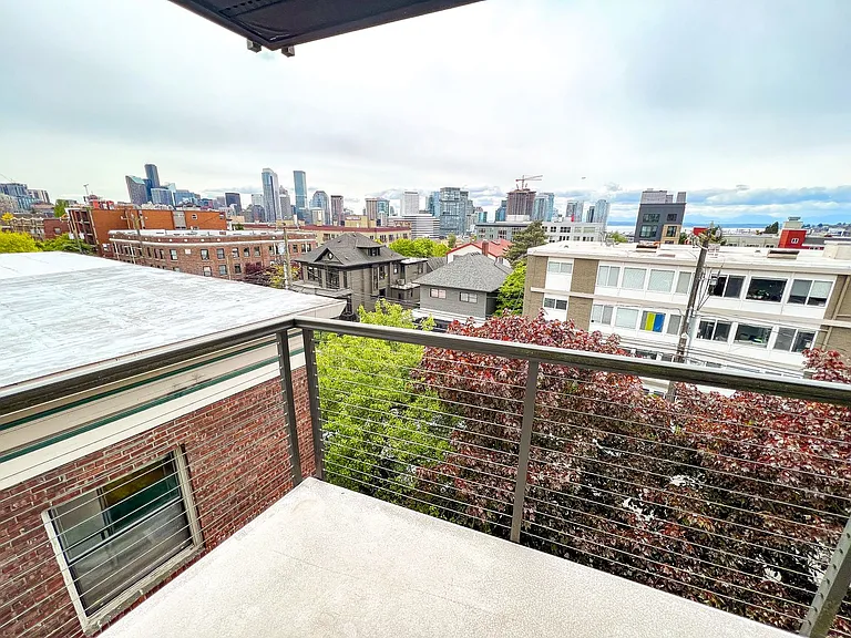 Harvard Vista — Photo 66
