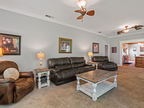 2nd image of 19 Hall Dr