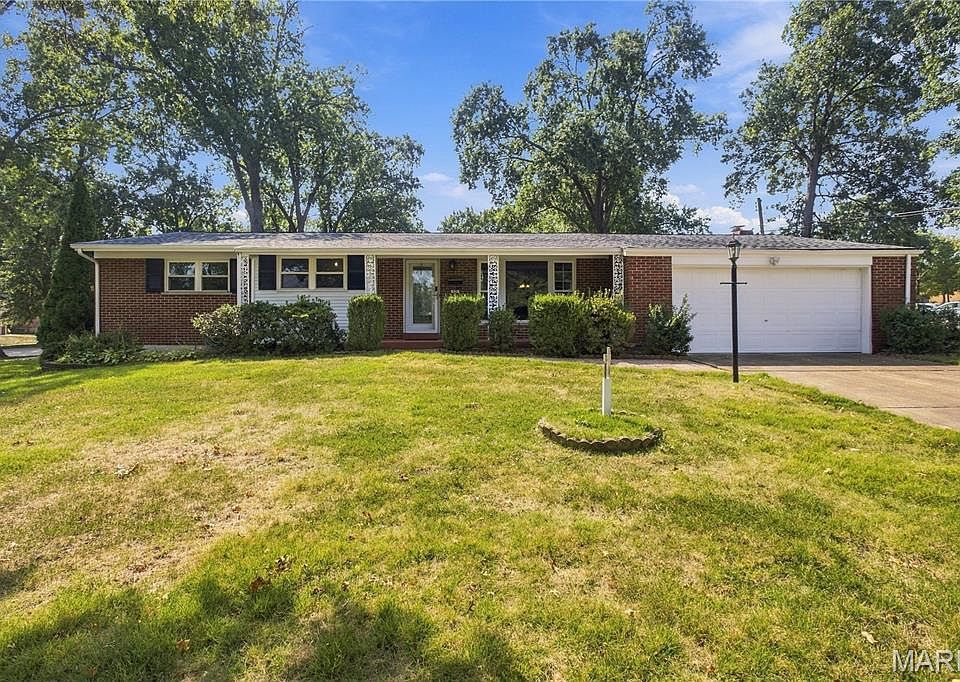 1st image of 530 Mid Meadows Ln