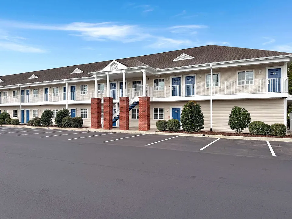 117 W Perry Rd #205