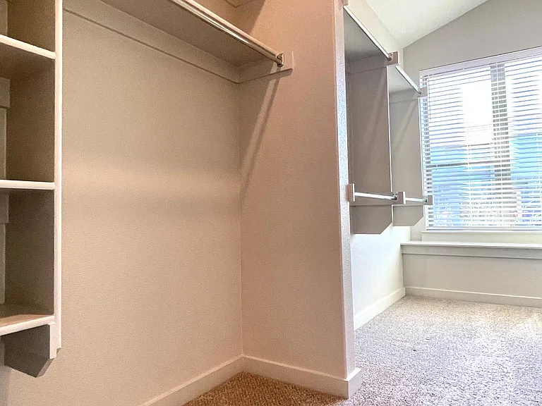 409 Harmon Dr — Photo 19