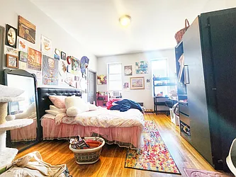 Rented by RELEASE NY