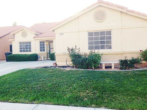 3rd image of 2573 Grand Basin Dr