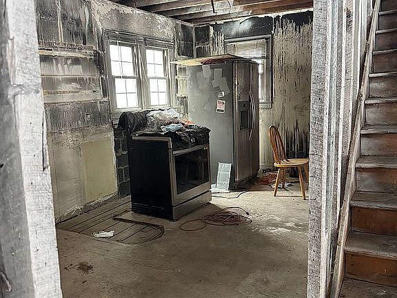 5th image of 855 Poplar Dr