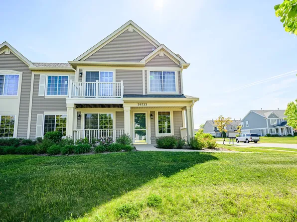 39733 N Paris Dr #471-4, Beach Park, IL 60083