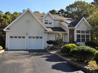 6 Dan Ct, Old Bridge, NJ 08857