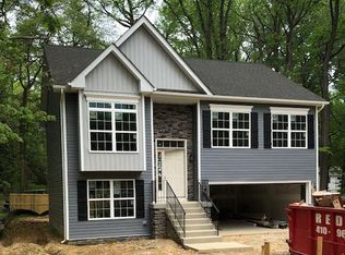 1950 Venetian Dr, Pasadena, MD 21122