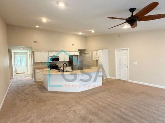 3rd image of 225 Laurel Trace Cir