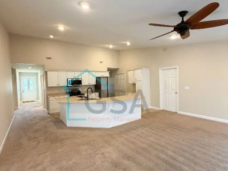 225 Laurel Trace Cir — Photo 3
