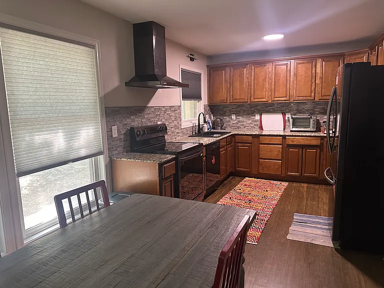 3 Michael Ln — Photo 1