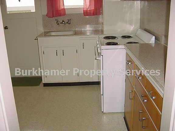 2nd image of 203 W Broadway Ave APT 3