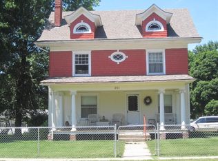 201 Elm St, Elliott, IA 51532