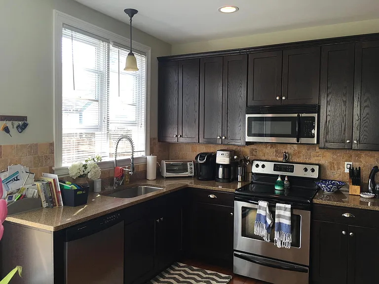972 Delaware Ave — Photo 6