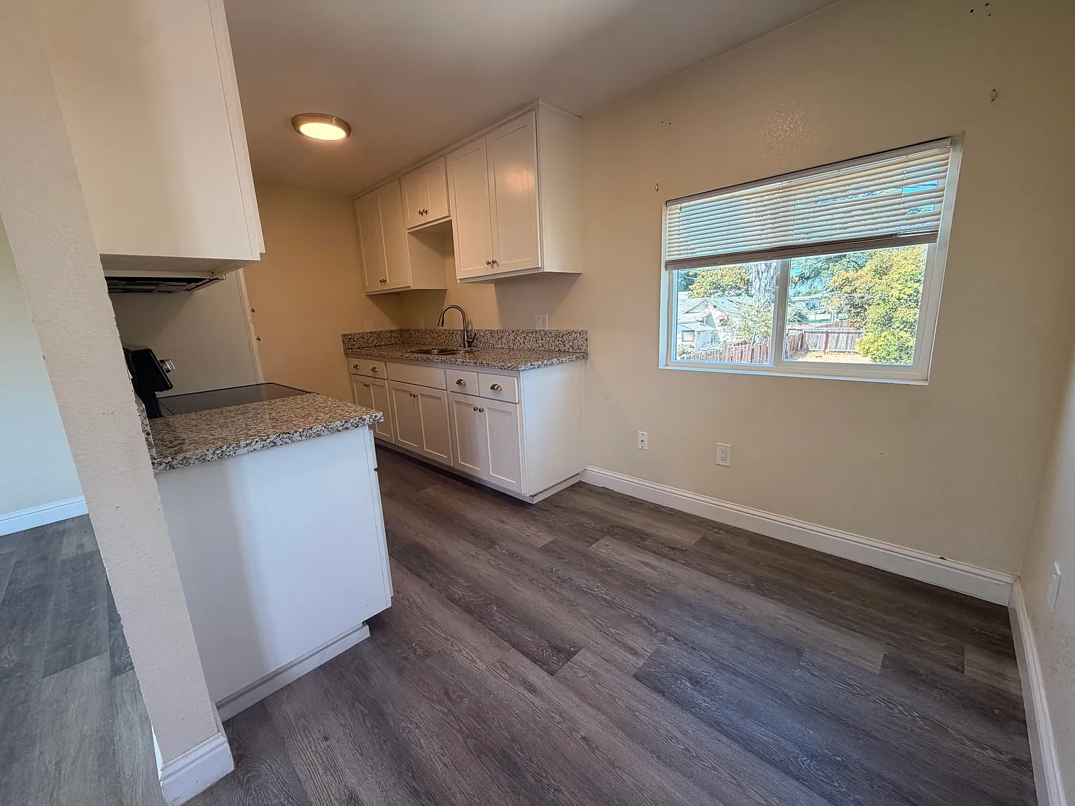 1 bed, 600 sqft, $950 — Photo 3