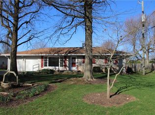 155 S Country Club Ct, Crawfordsville, IN 47933