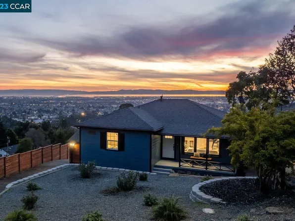 8001 Sunkist Dr, Oakland, CA 94605